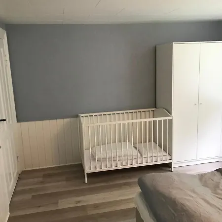 Pa Mors Holiday home Oster Assels